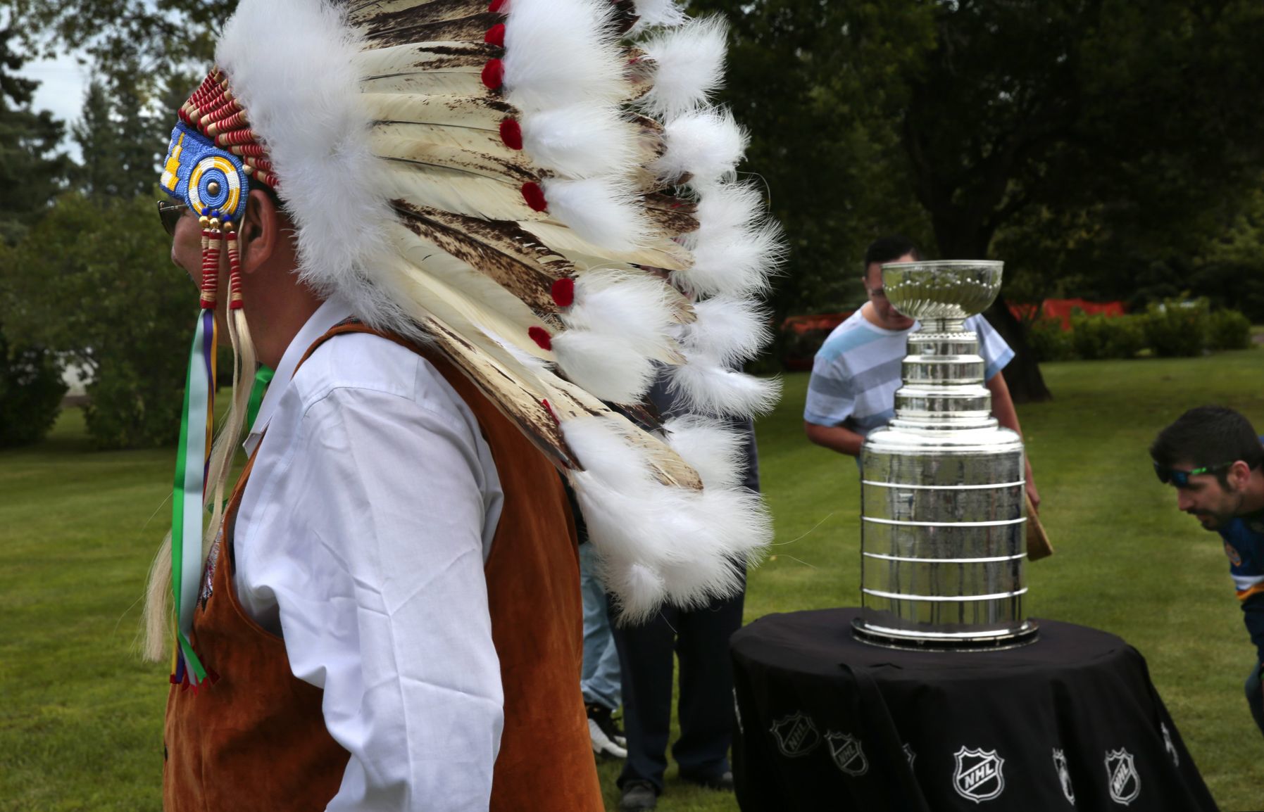 The road to Calahoo welcomes the Stanley Cup